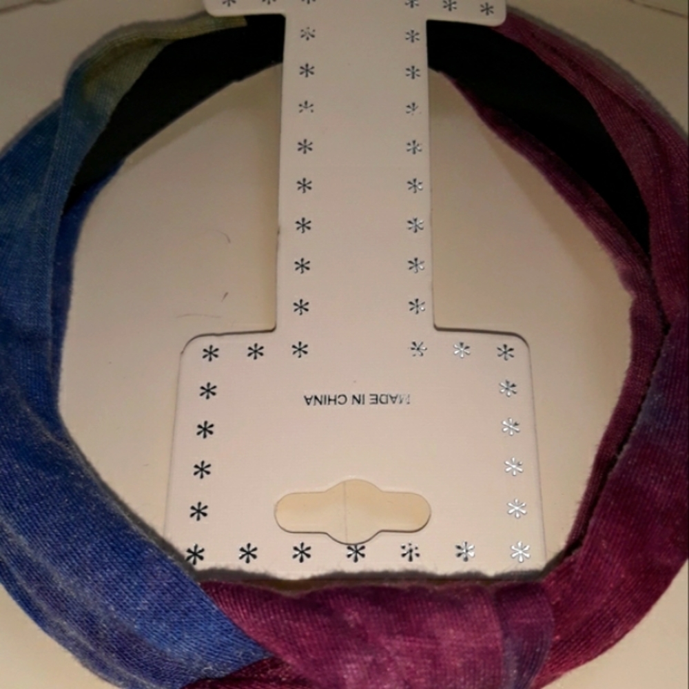 NWT Knotted tie dye headband - Picture 2 of 4